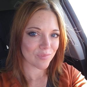 Meet your Posher, Leeann